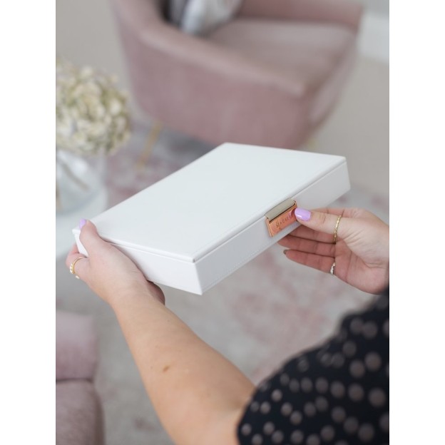 Cutie pentru bijuterii alba