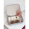 Cutie pentu accesori sura