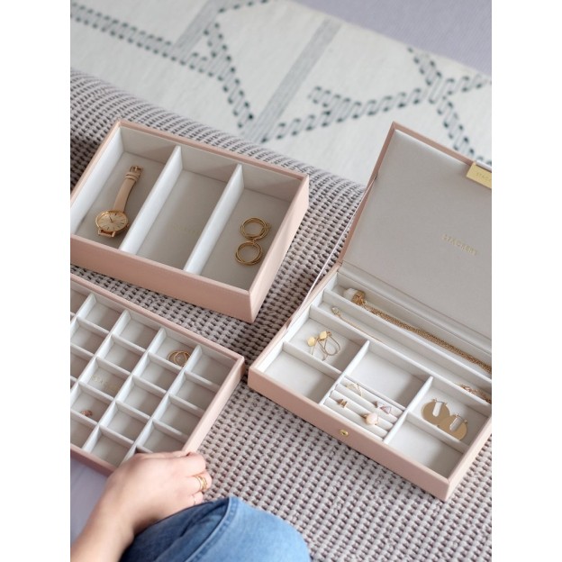 Cutie pentru bijuterie cu 3 nivele roz