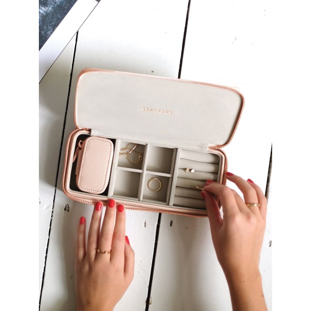 Cutie pentru bijuterie roz