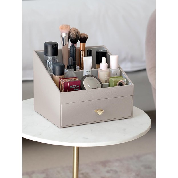 Organizator makeup maro