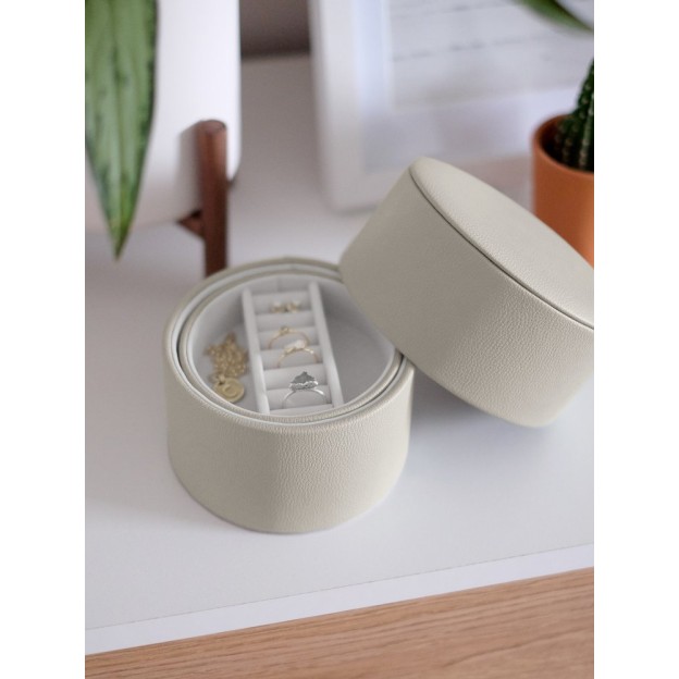 Cutie pentru bijuterii bej rotunda
