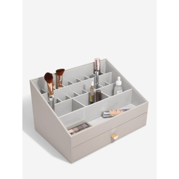 Organizator MAKEUP bej