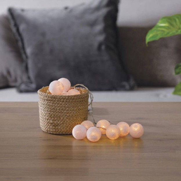 Ghirlanda LED alimentata cu baterie- 16 bile