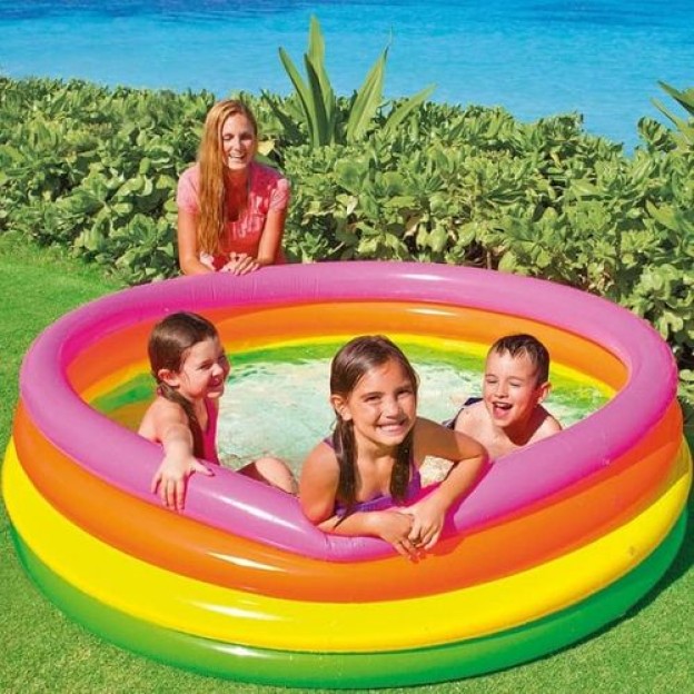 SUNSET GLOW PISCINA