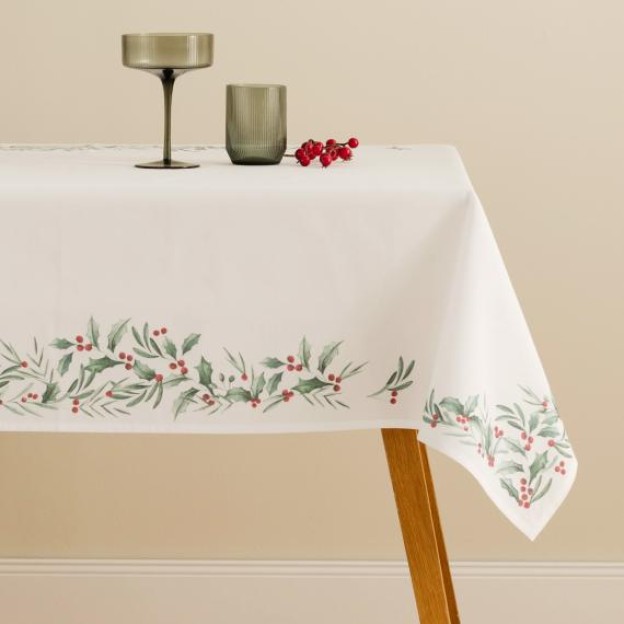 Fata de masa MEKAIAH