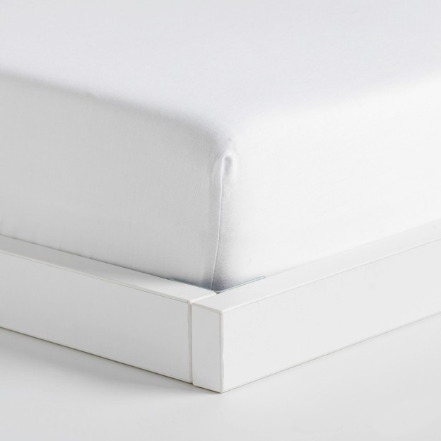 Cearsaf cu elastic SATINETTE