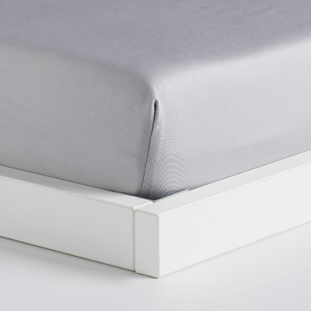 Cearsaf cu elastic SATINETTE