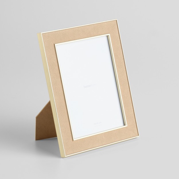 Rama foto SLATE