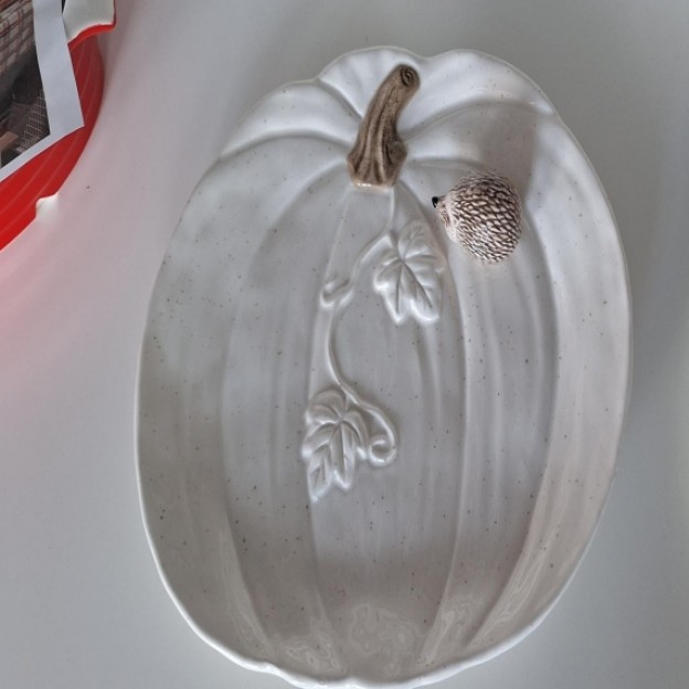 Platou decorativ HEDGINO