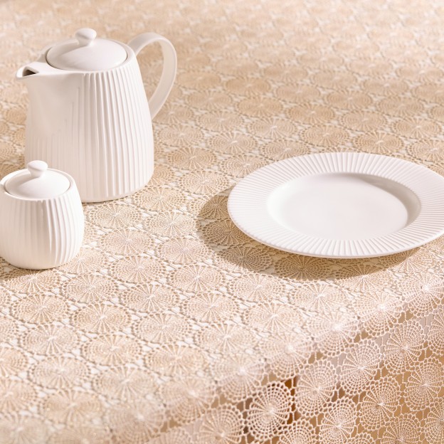 Fata de msa BEAULIEU