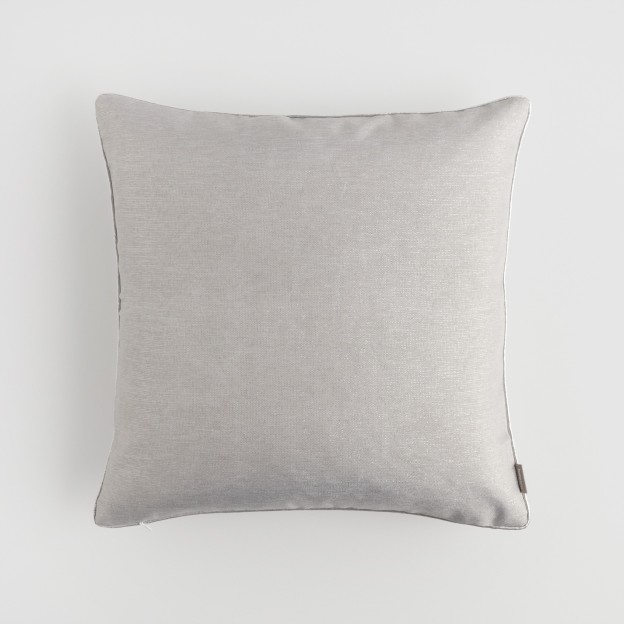 Fata de perna ARVORES