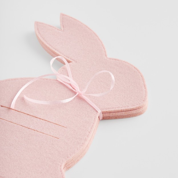 Поддерживать столовые приборы RABBINIO