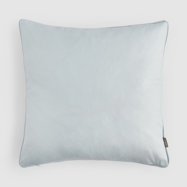 Fata de perna LEPRISIO