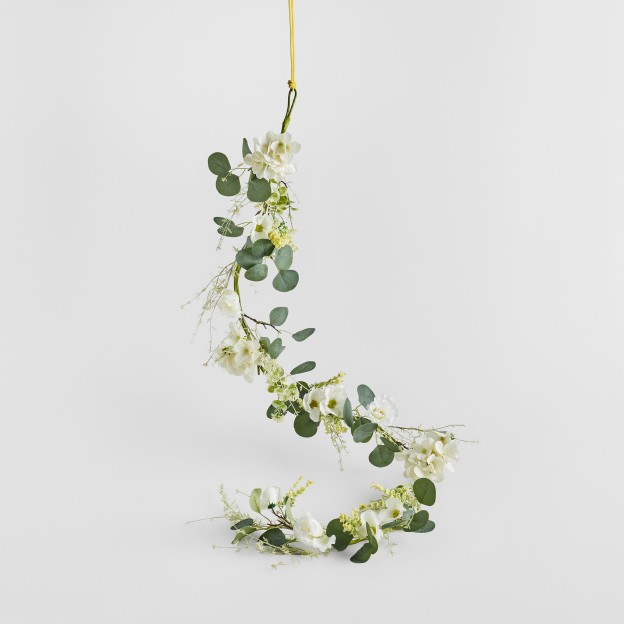 Compozitie florala VALGES