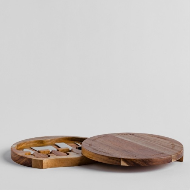Set din 4 cutite si platou branzeturi NATURAL