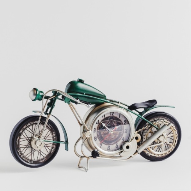 Ceas MOTORI