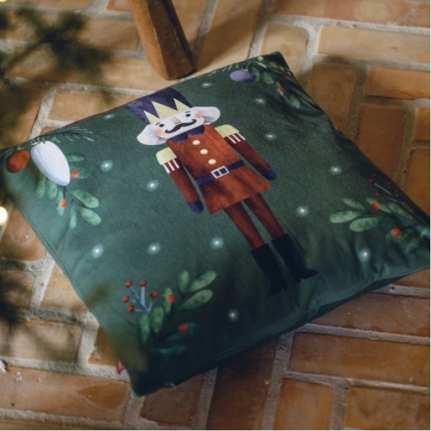 Husa perna NUTCRACKER